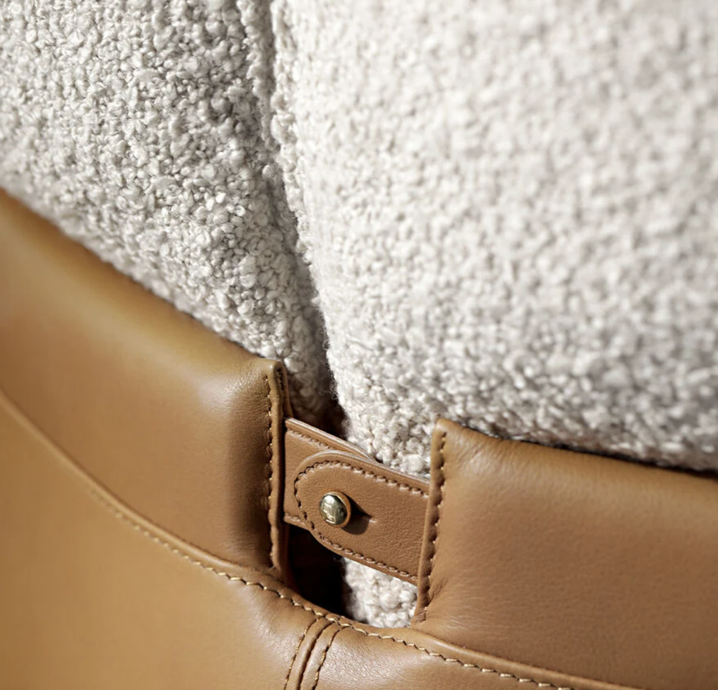 Peekasit sofa